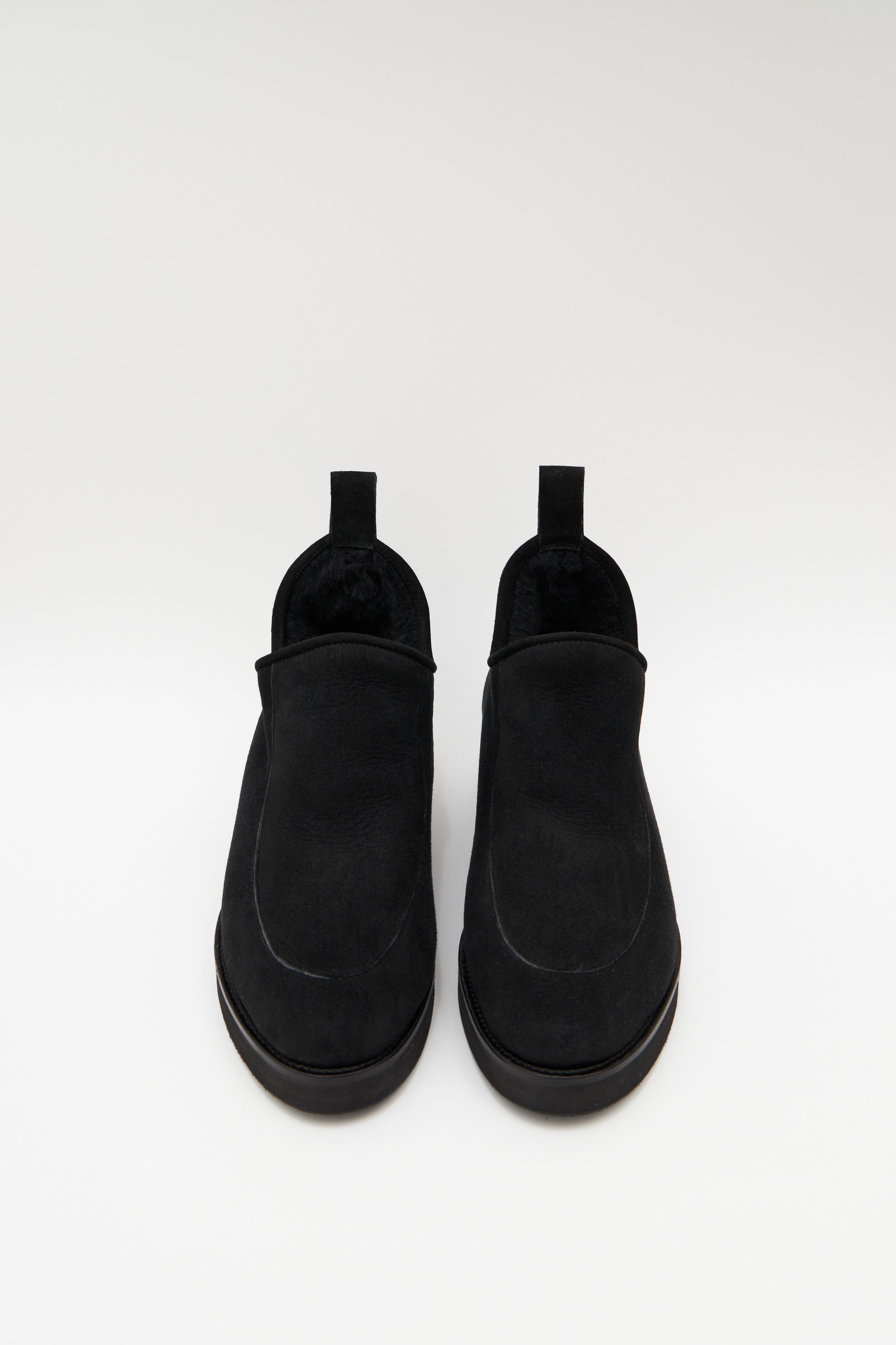 Ботинки на меху из черной замши, photo 2
