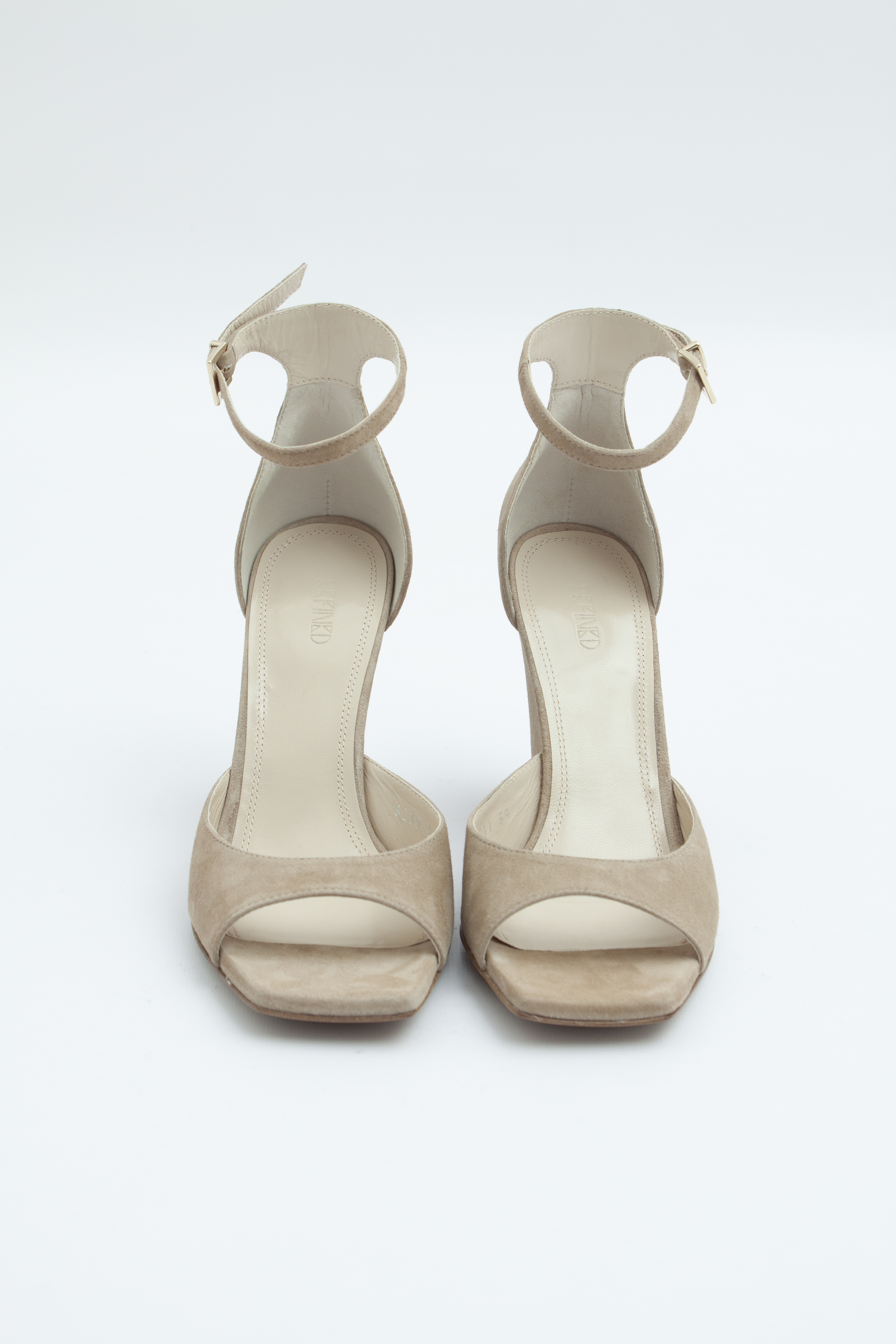 Босоножки с квадратным носом на прямой танкетке с открытым носом бежевая замша, photo 1