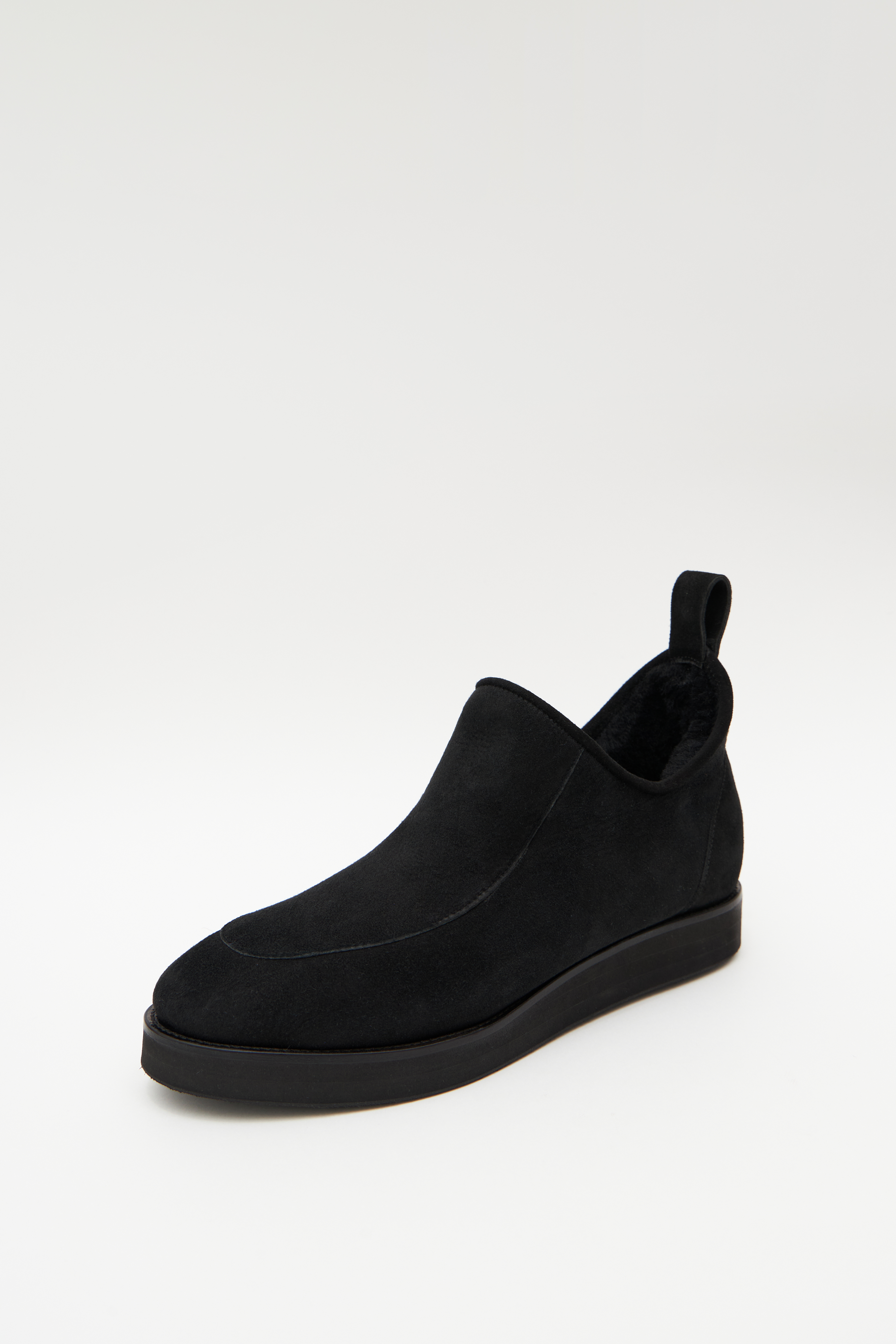 Ботинки на меху из черной замши, photo 1