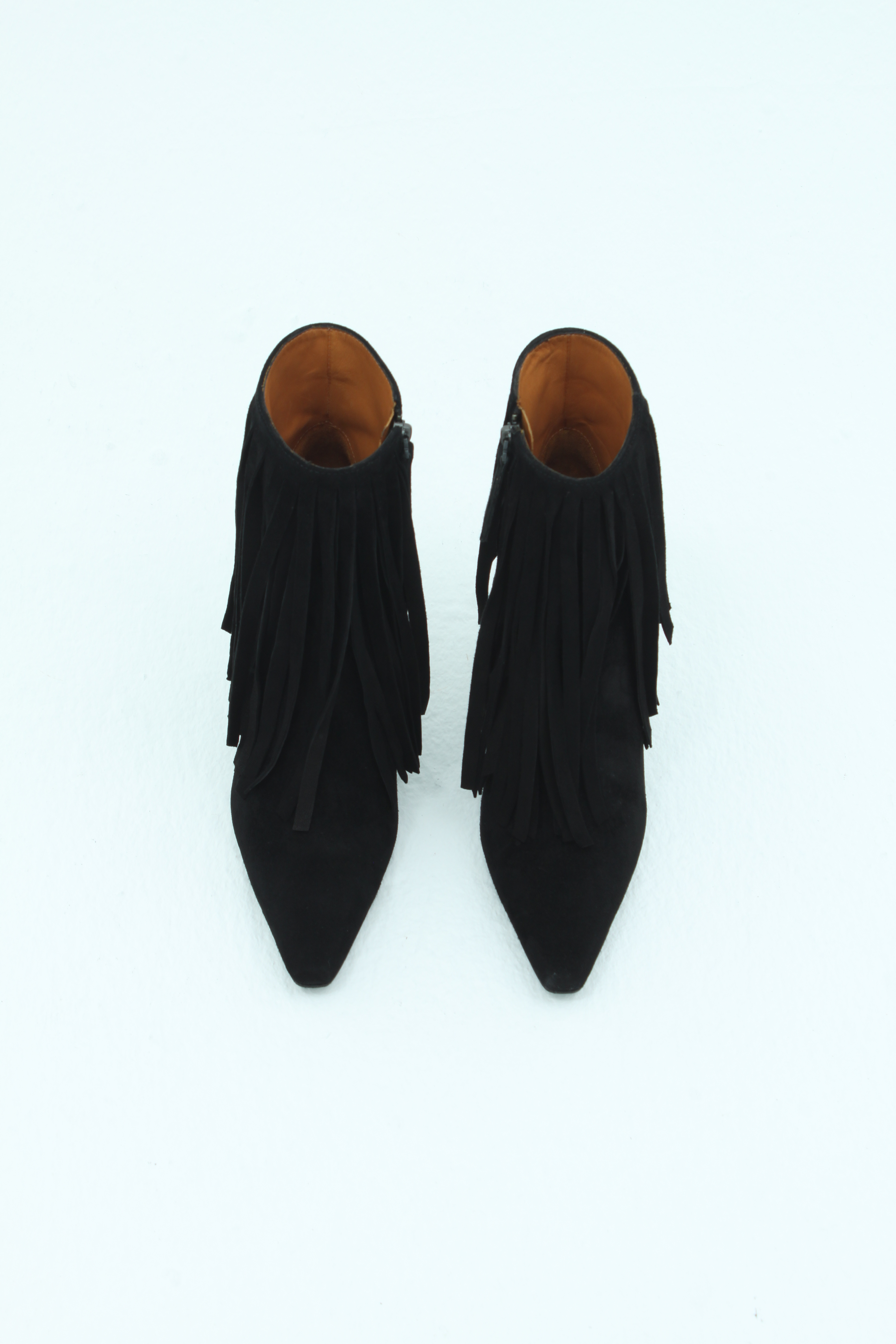 Ботильоны укороченные на высоком каблуке с бахромой из чёрной замши , фото 1