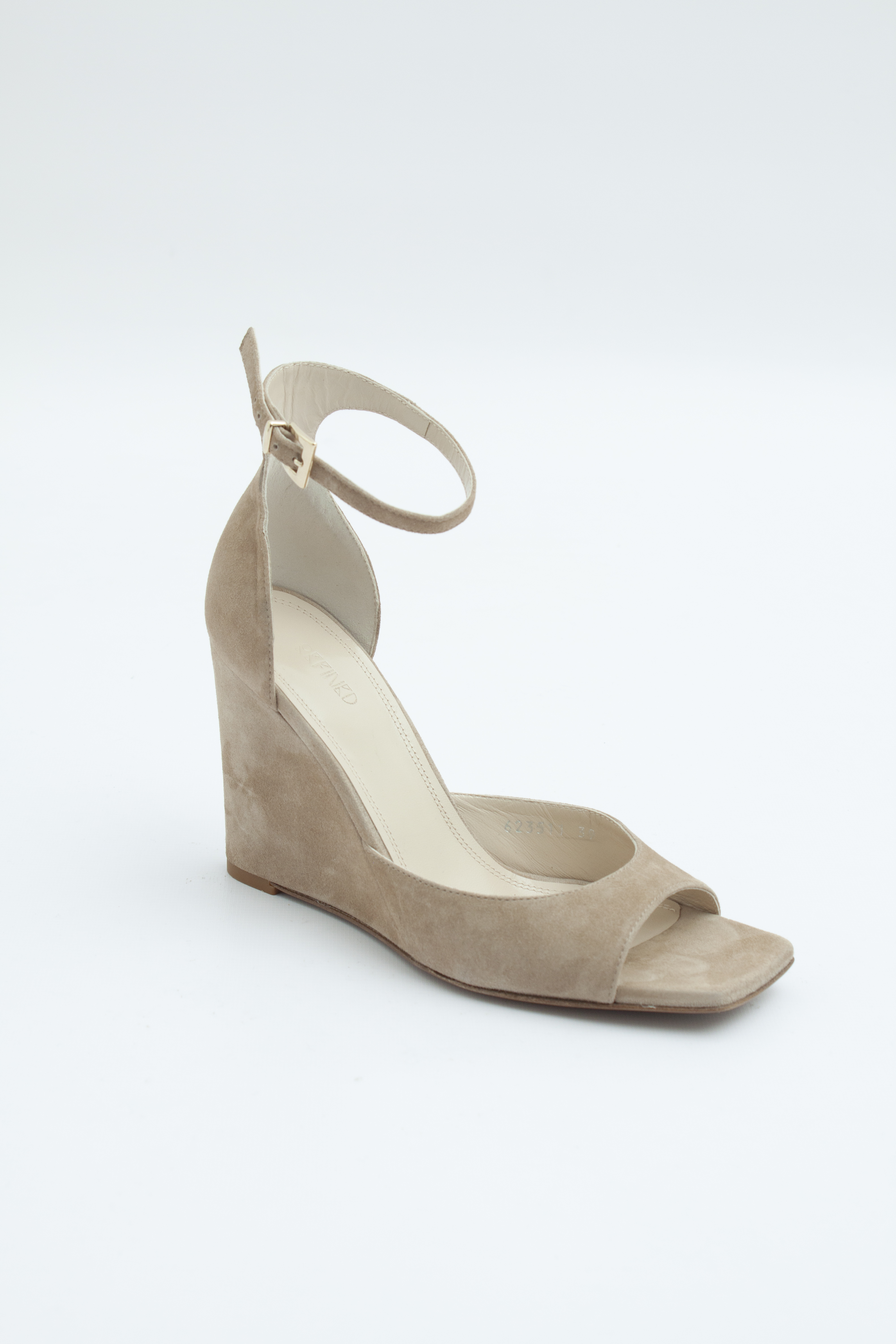 Босоножки с квадратным носом на прямой танкетке с открытым носом бежевая замша, photo 2