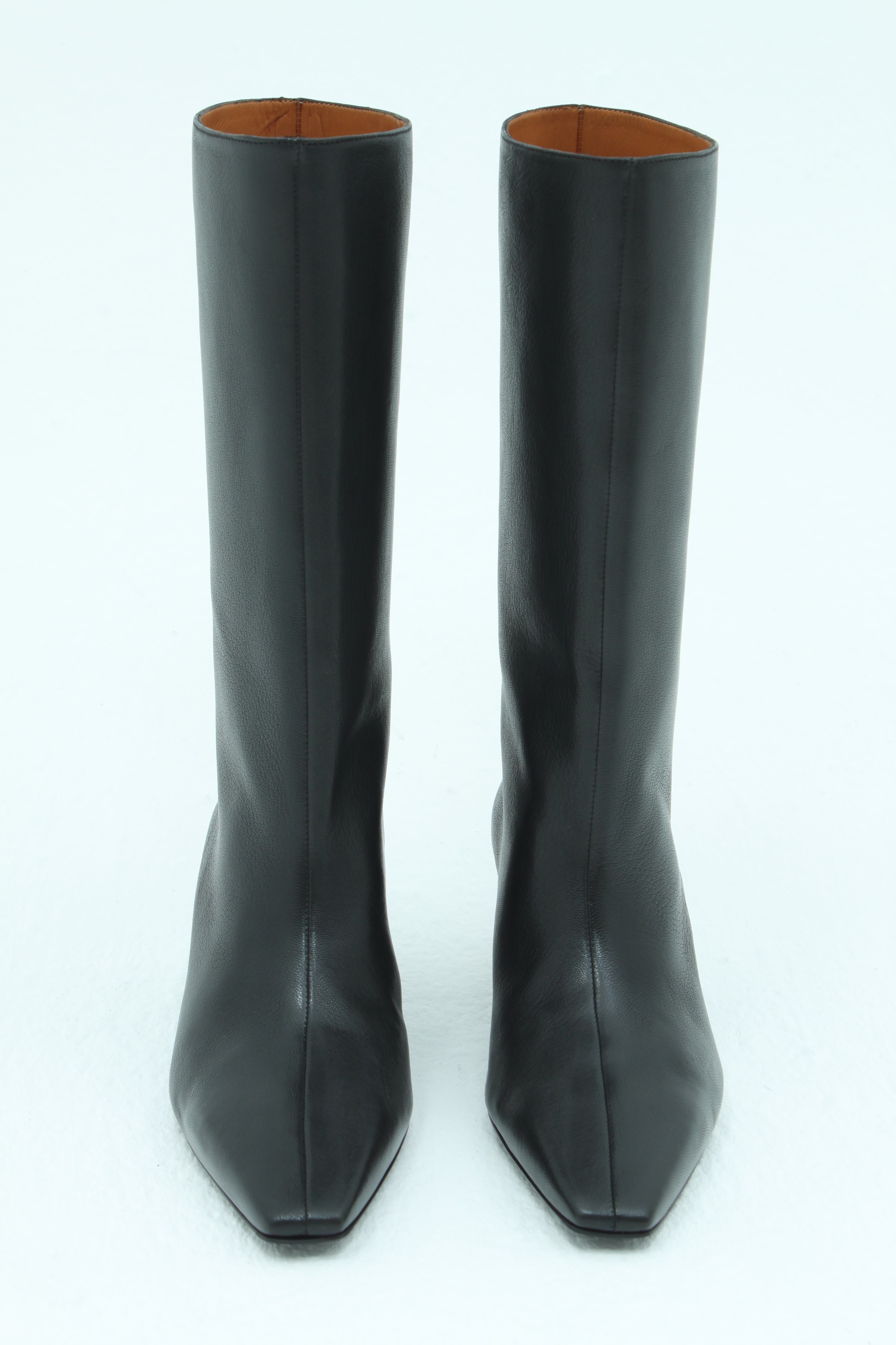 Ботильоны-трубы на низком каблуке черная кожа зерненая, фото 1